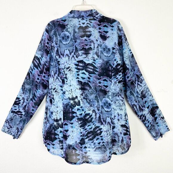 Cabi #609 Blue & Black Python Snakeskin Print Long Sleeve Button Up Shirt Size M - Picture 2 of 5
